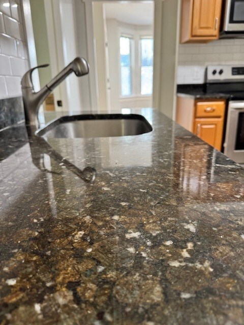 365 Wickenden St unit 1, Providence, RI 02903 - photo 5