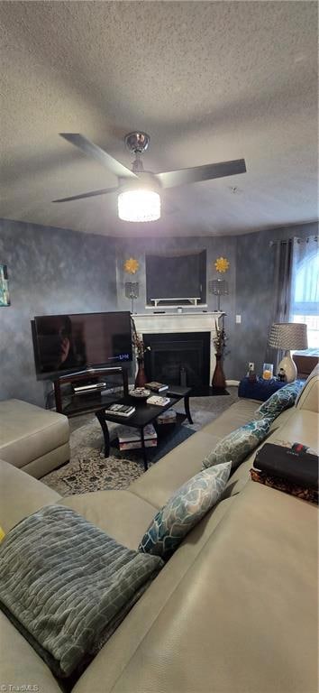 3487 Forestdale Dr unit 1C, Burlington, NC 27215 - photo 5