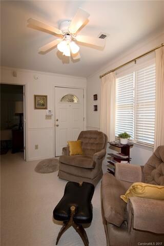 626 Stockton St, Statesville, NC 28677 - photo 6