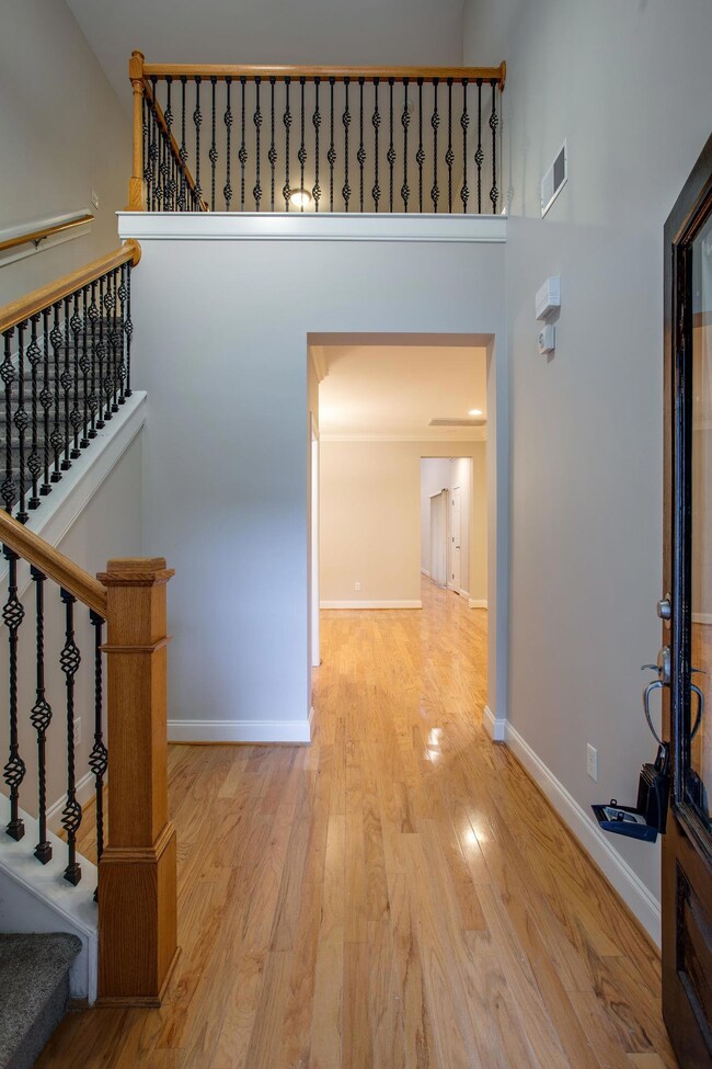 Hardwood Floor in Foyer!