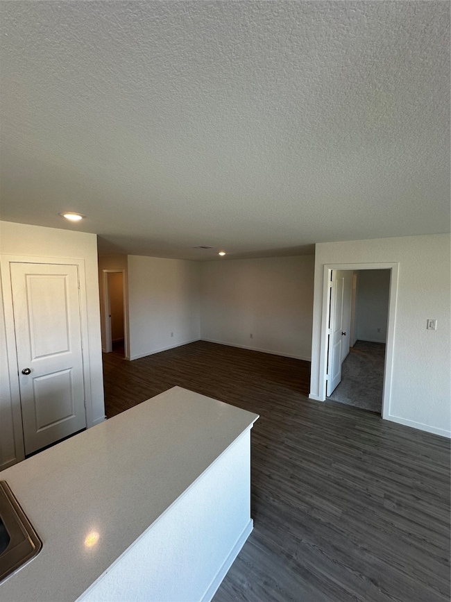 18920 Kingham Woods Ct, Conroe, TX 77306 - photo 3