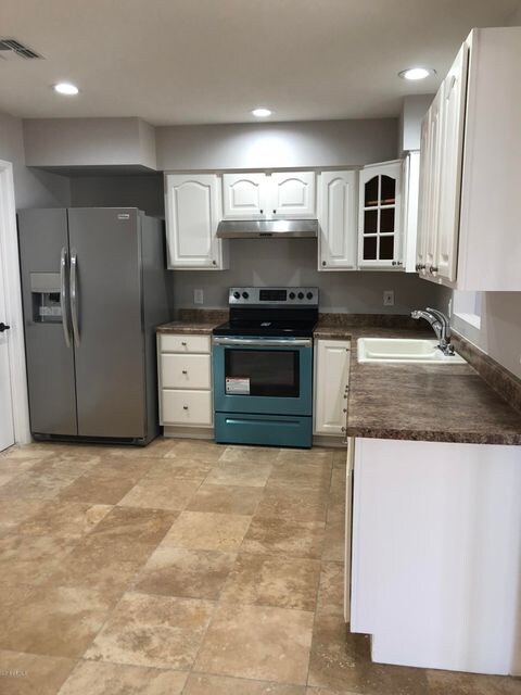 Kitchen 2