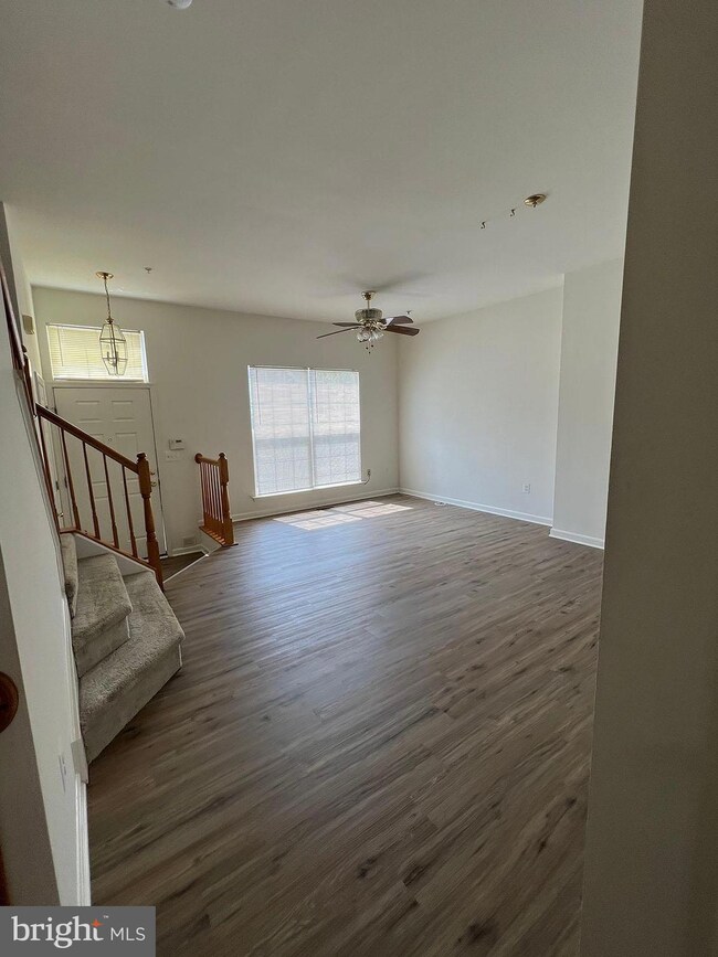 3324 Yellow Flower Rd, Laurel, MD 20724 - photo 5