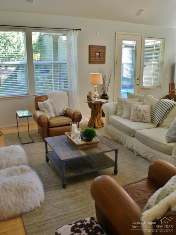 19325 Blue Lake Loop, Bend, OR 97702 - photo 5