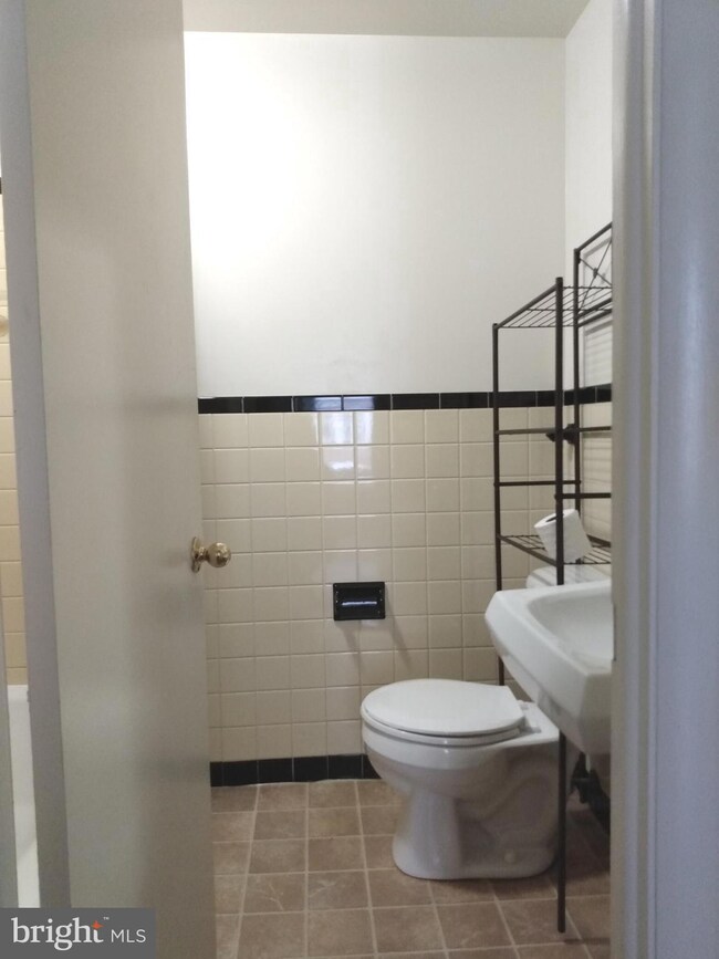 106 W Main St unit A, New Holland, PA 17557 - photo 6