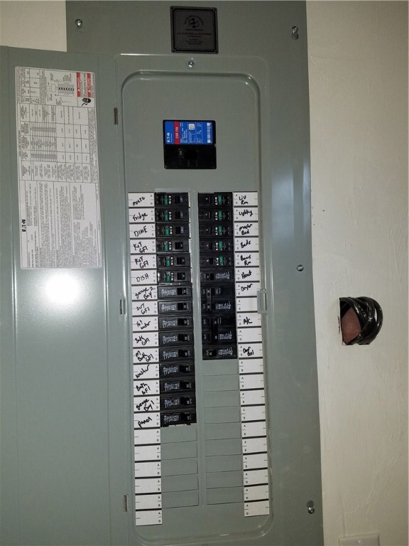 16 Grant St, Warwick, RI 02886 - photo 5