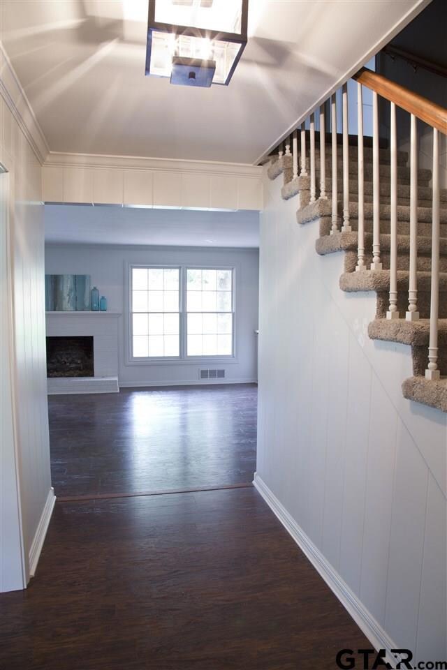 4000 4000 Cloverdale Dr, Tyler, TX 75701 - photo 2