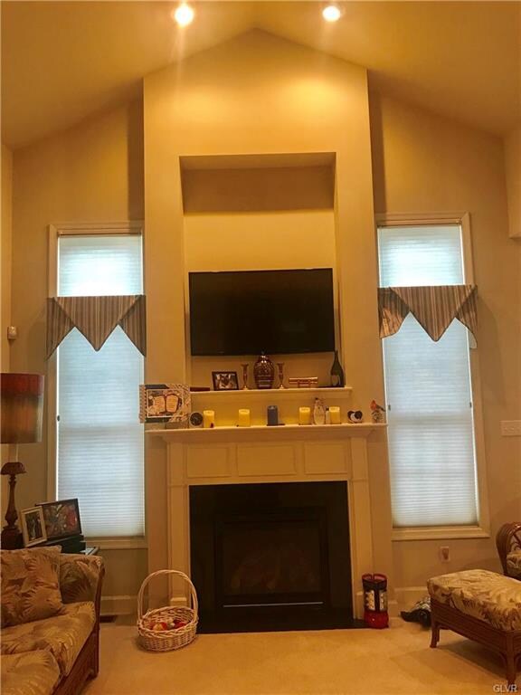 5510 Briar Ln, Whitehall, PA 18052 - photo 7