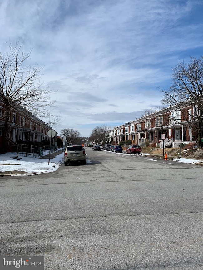 2405 Arunah Ave, Baltimore, MD 21216 - photo 4