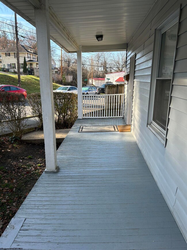 729 & 729 1/2 Richwood Ave, Morgantown, WV 26505 - photo 5