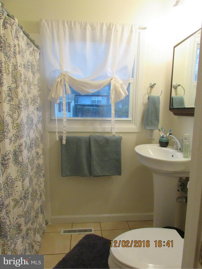 12416 Seabury Ln, Bowie, MD 20715 - photo 7