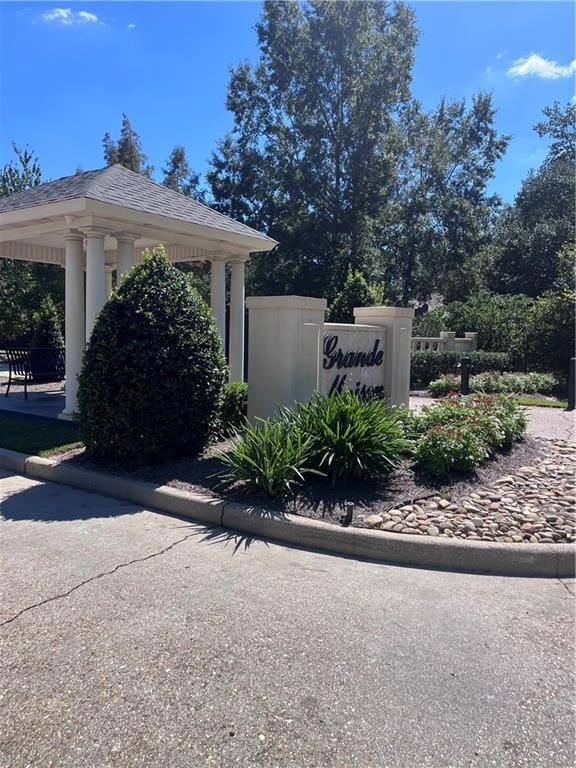 116 Chateau Papillon None, Mandeville, LA 70471 - photo 6