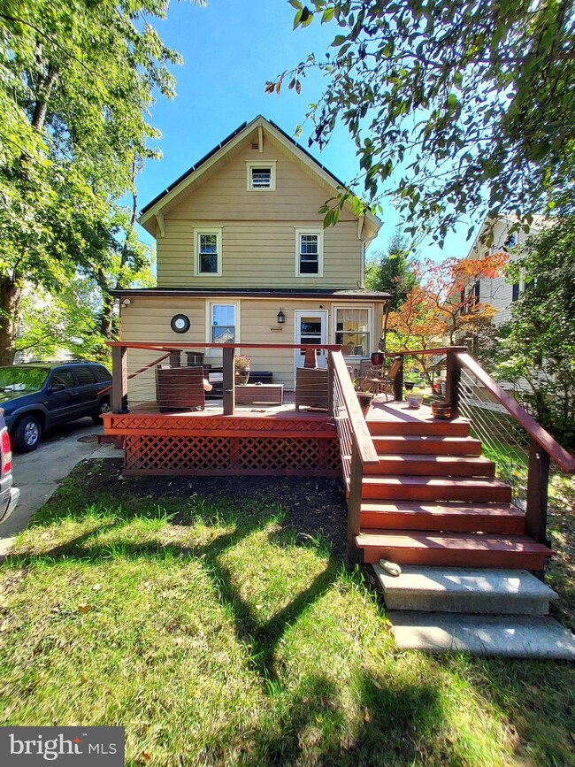 109 W Crystal Lake Ave, Haddon Township, NJ 08108 - photo 2