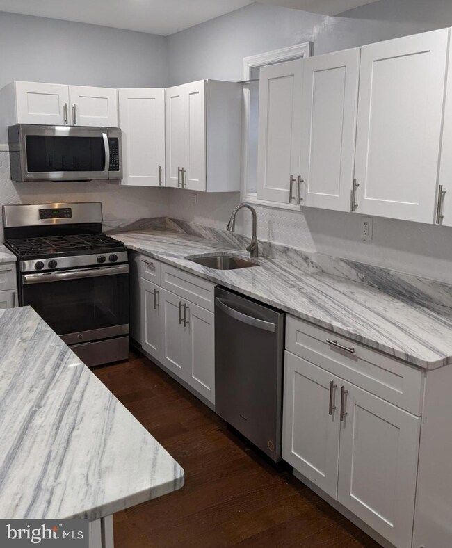 2443 Nicholas St, Philadelphia, PA 19121 - photo 6