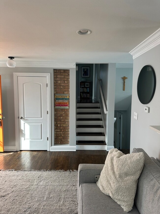 129 Tupelo Ave, Naperville, IL 60540 - photo 5