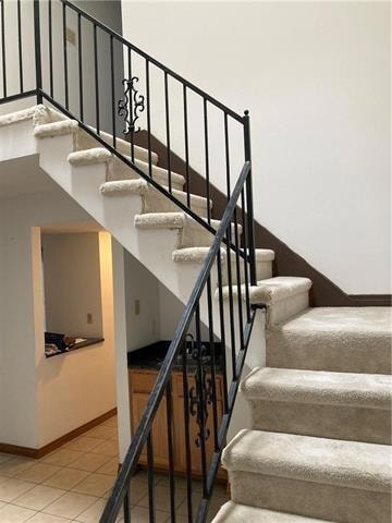 724 Vouray Dr unit B, Kenner, LA 70065 - photo 2