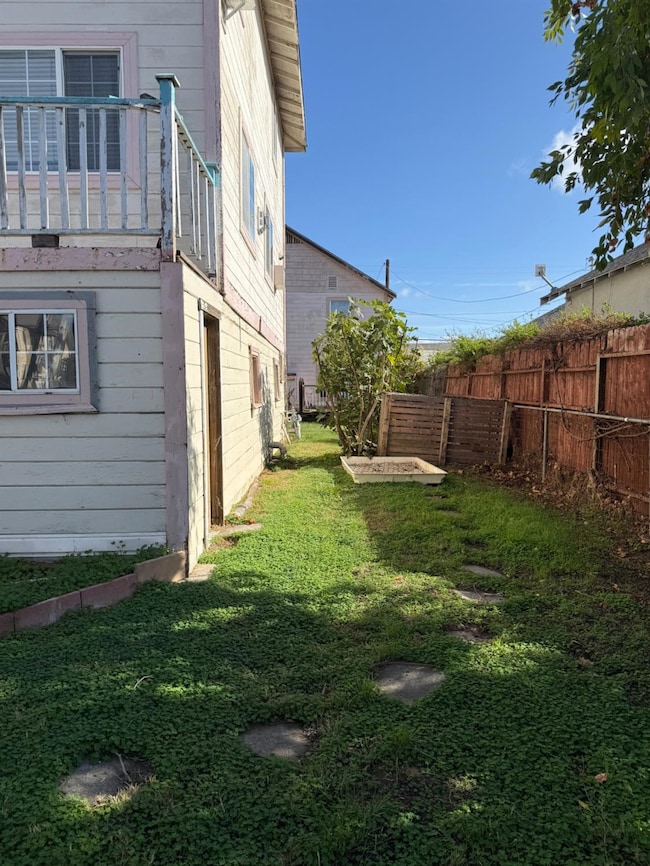 301 B St, Isleton, CA 95641 - photo 4