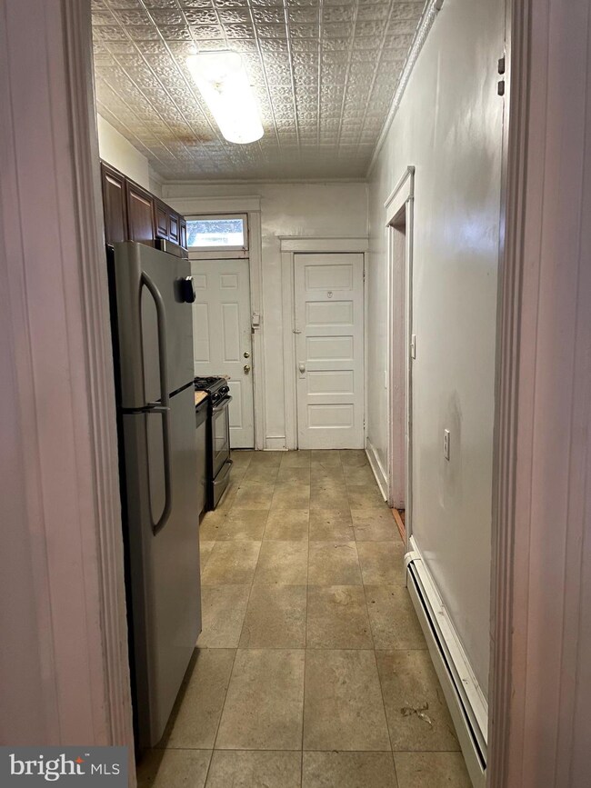 1719 Chilton St, Baltimore, MD 21218 - photo 4