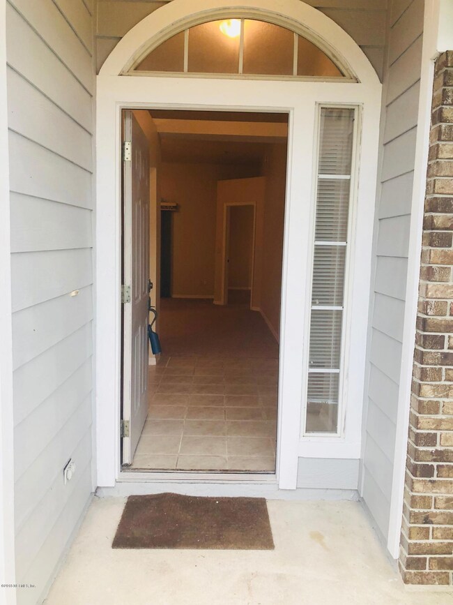 Front Door - Maple Leaf