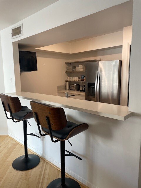 Breakfast bar into the kitchen