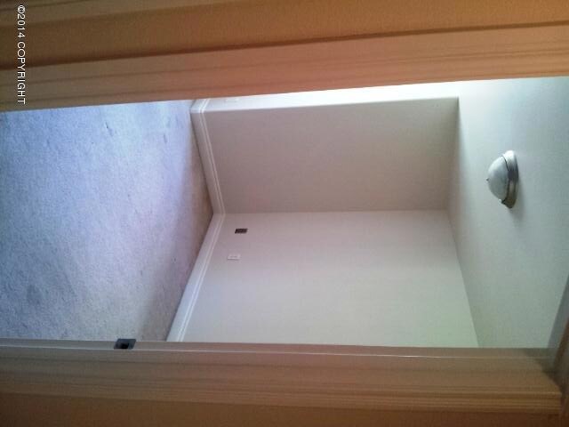1st bedroom