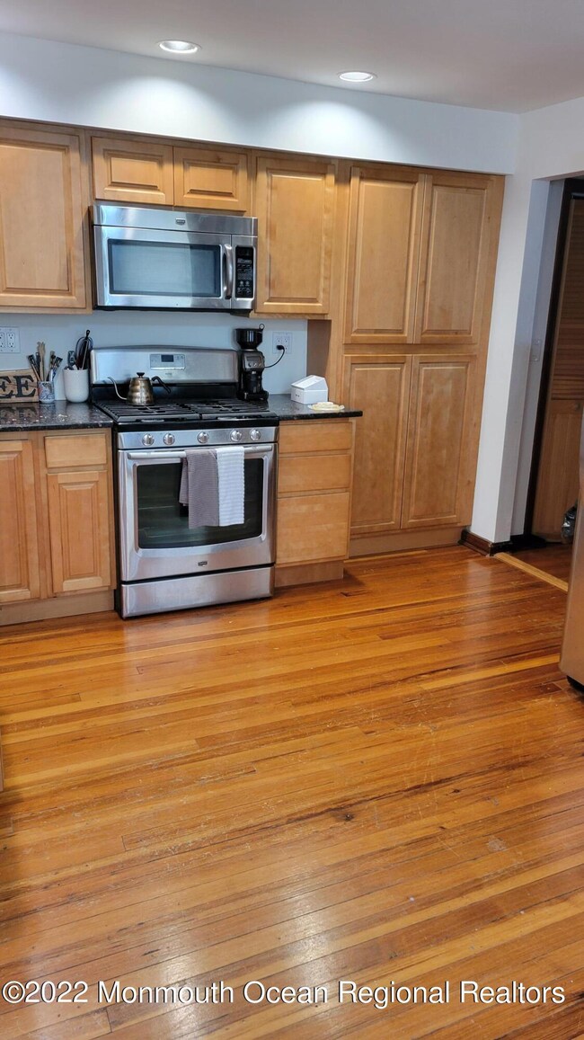 Kitchen Broadway Apt 2 - Copy