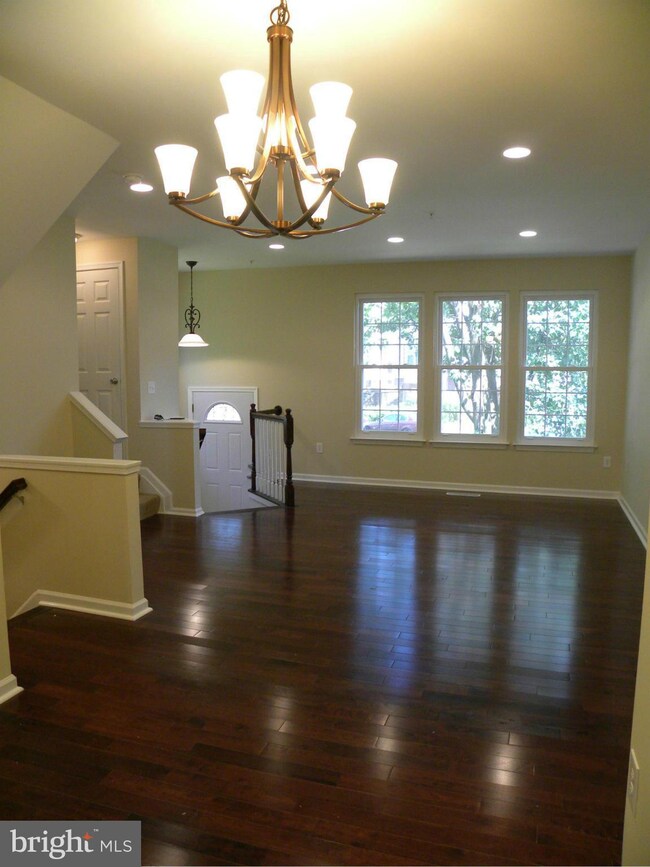 10500 Elders Hollow Dr, Bowie, MD 20721 - photo 3