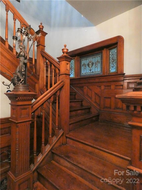 612 S Mulberry St, Statesville, NC 28677 - photo 7