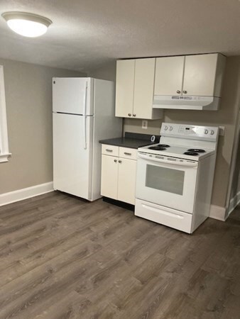 40 Emerson St unit 3, Wakefield, MA 01880 - photo 7