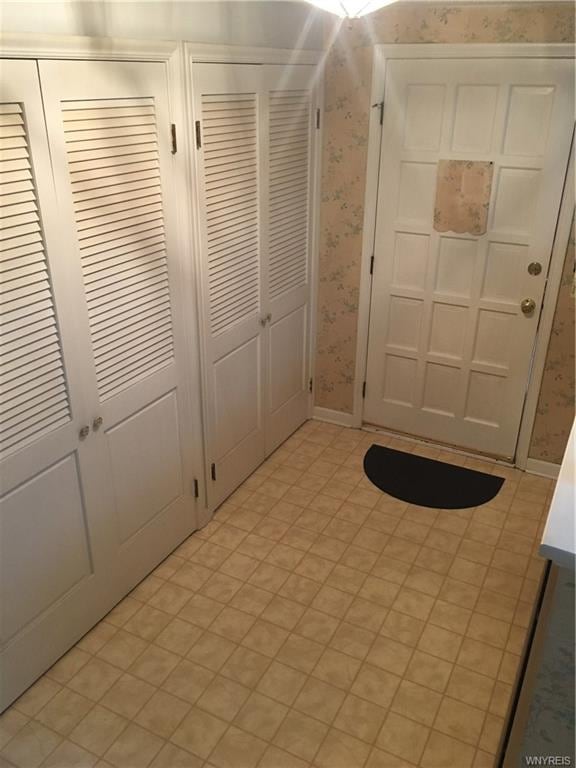 Foyer / Front Door with Two Coat Closets