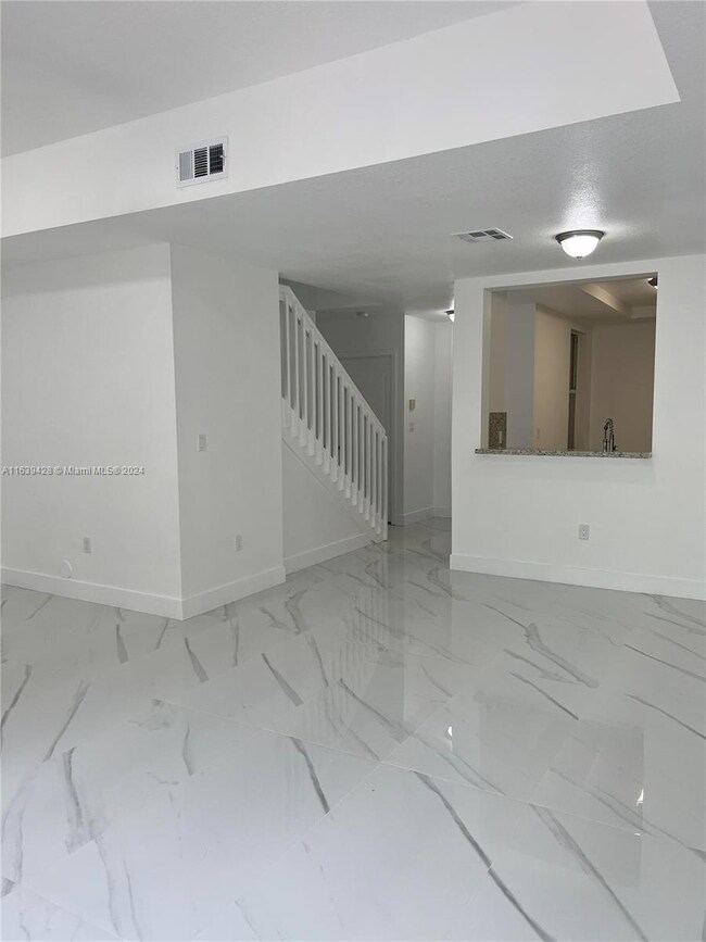 11225 NW 42nd Terrace, Doral, FL 33178 - photo 4