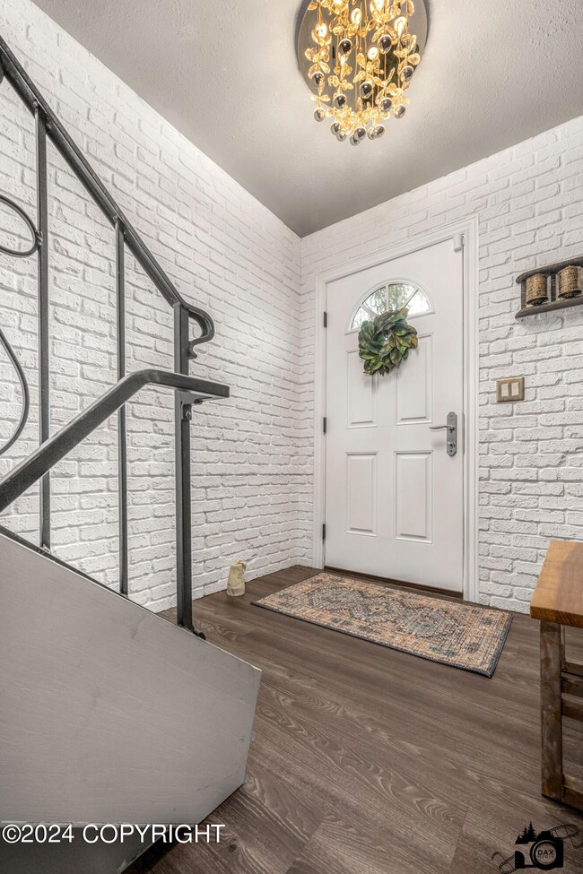 Spacious Entrance