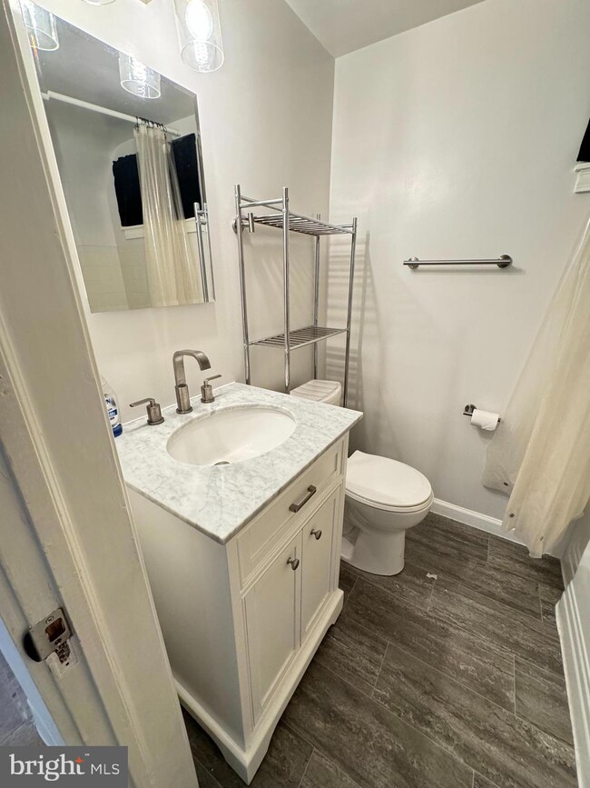 3572 Juneway, Baltimore, MD 21213 - photo 6