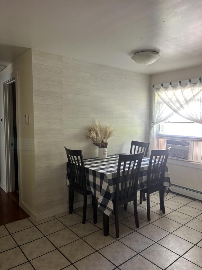 0397 dining area