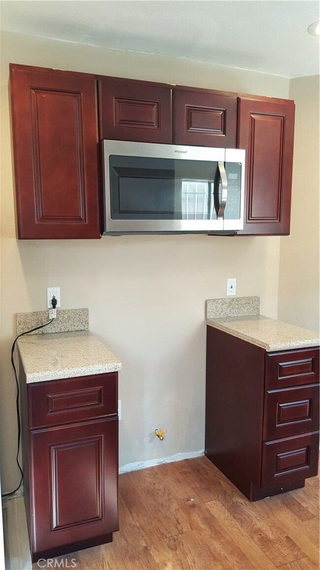 932 W Cedar St, Compton, CA 90220 - photo 5