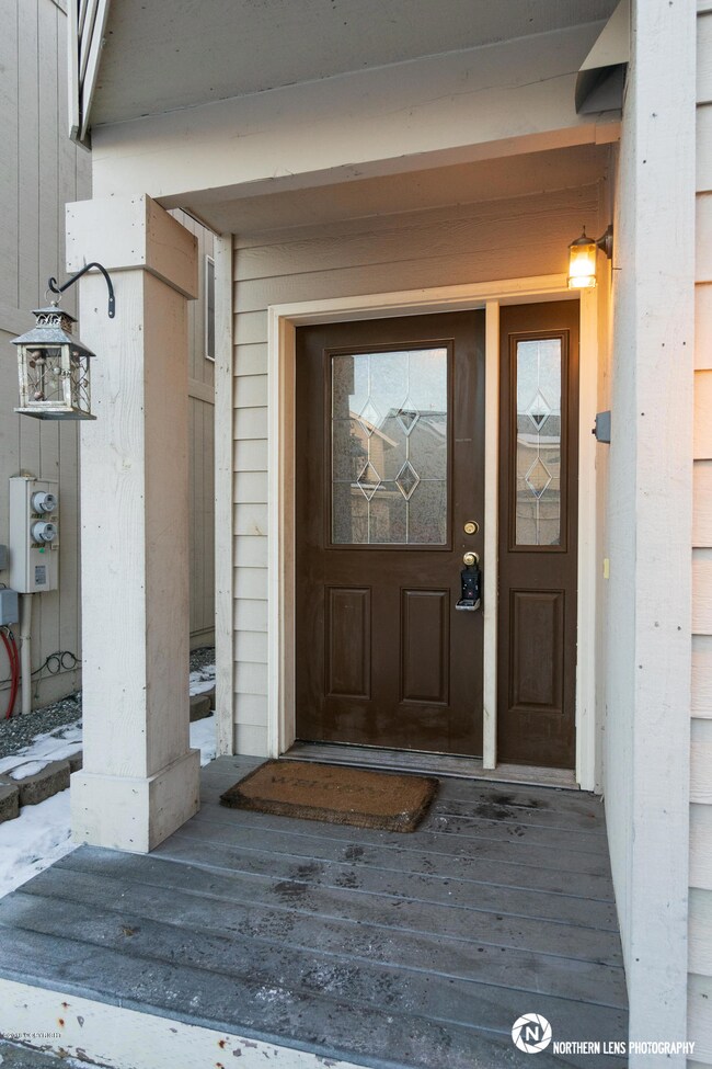 5_EntranceExterior