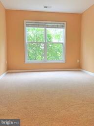 3810 Lightfoot St unit 209, Chantilly, VA 20151 - photo 7