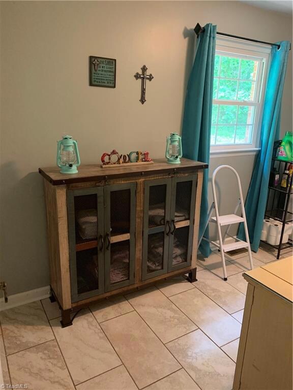 330 Falcon Hills Dr, Asheboro, NC 27205 - photo 3