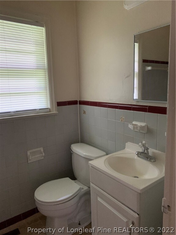 407 Durant Dr, Fayetteville, NC 28304 - photo 5