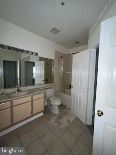 4406 Silverbrook Ln unit J102, Owings Mills, MD 21117 - photo 6