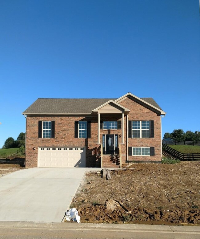 1940 Clearwater Dr, Lawrenceburg, KY 40342 - photo 3