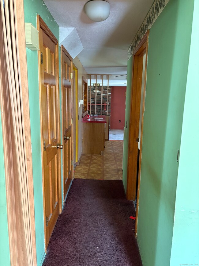 1 Beechwood Ln, Old Lyme, CT 06371 - photo 3