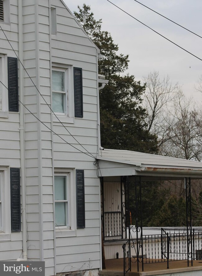 924 Morgantown Rd, Reading, PA 19607 - photo 2