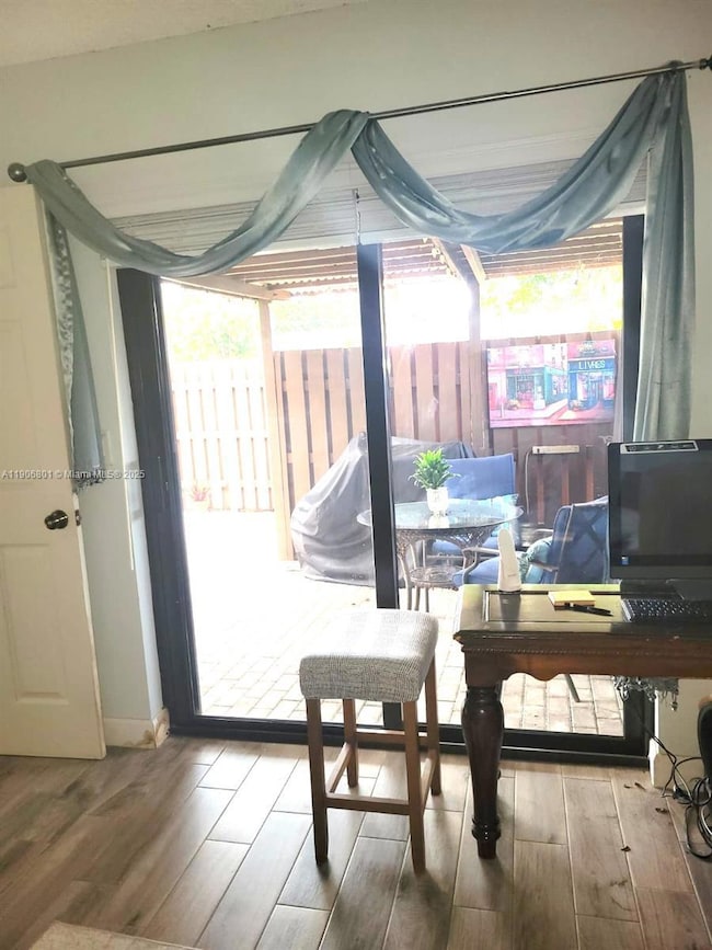 11930 SW 11th Ct, Davie, FL 33325 - photo 7