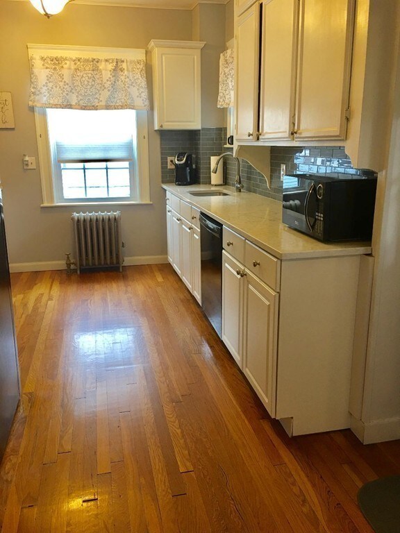 32 Raymond Rd, Salem, MA 01970 - photo 6