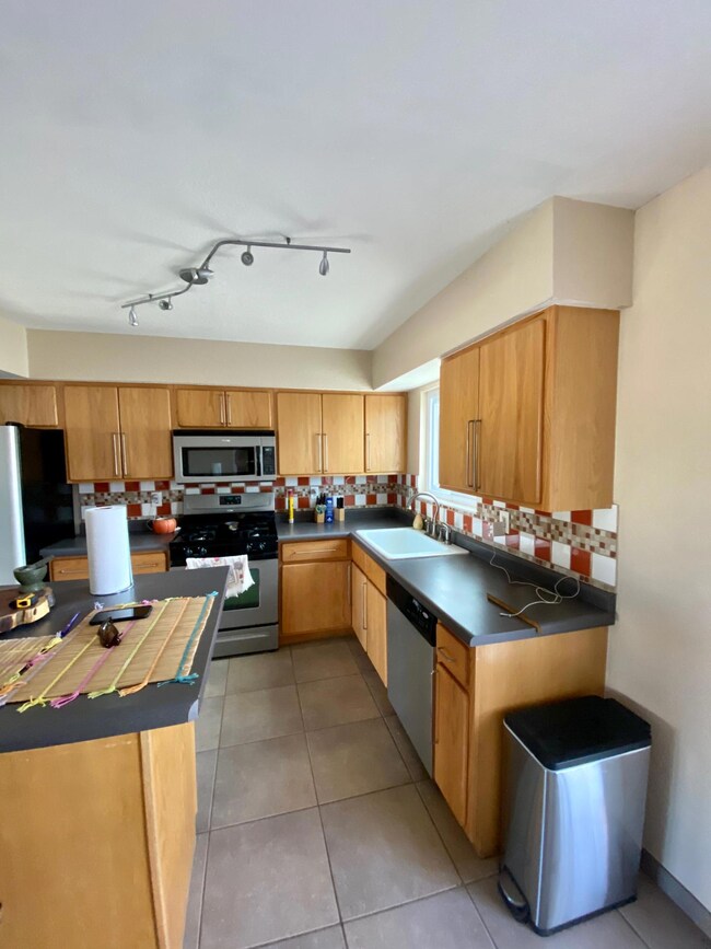 1529 Charles Owens Dr, El Paso, TX 79936 - photo 7