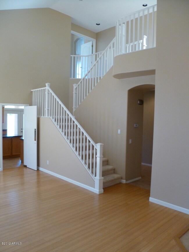 Living Room/Staircase