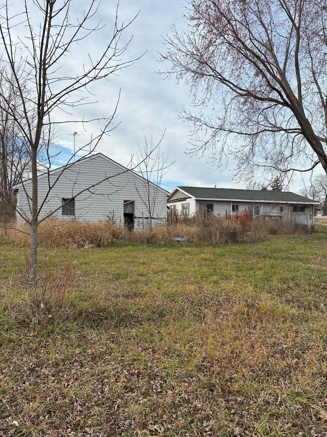 1756 20th St, Allegan, MI 49010 - photo 4