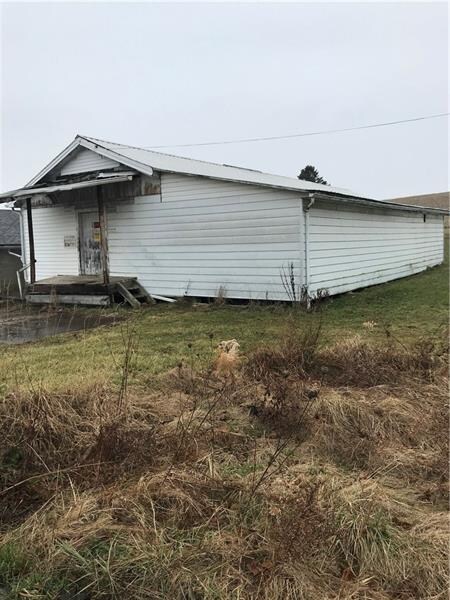 27 Mosier Rd, Eighty Four, PA 15330 - photo 3