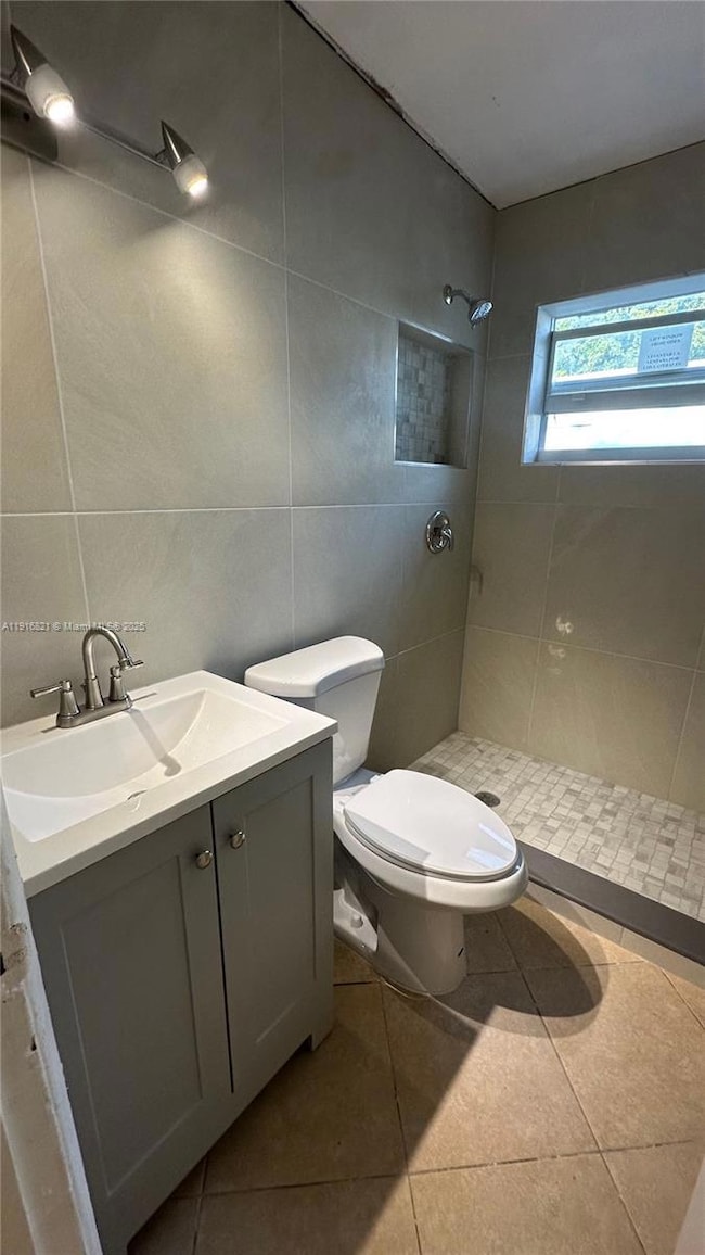 1808 NW 9th St unit 2, Fort Lauderdale, FL 33311 - photo 2